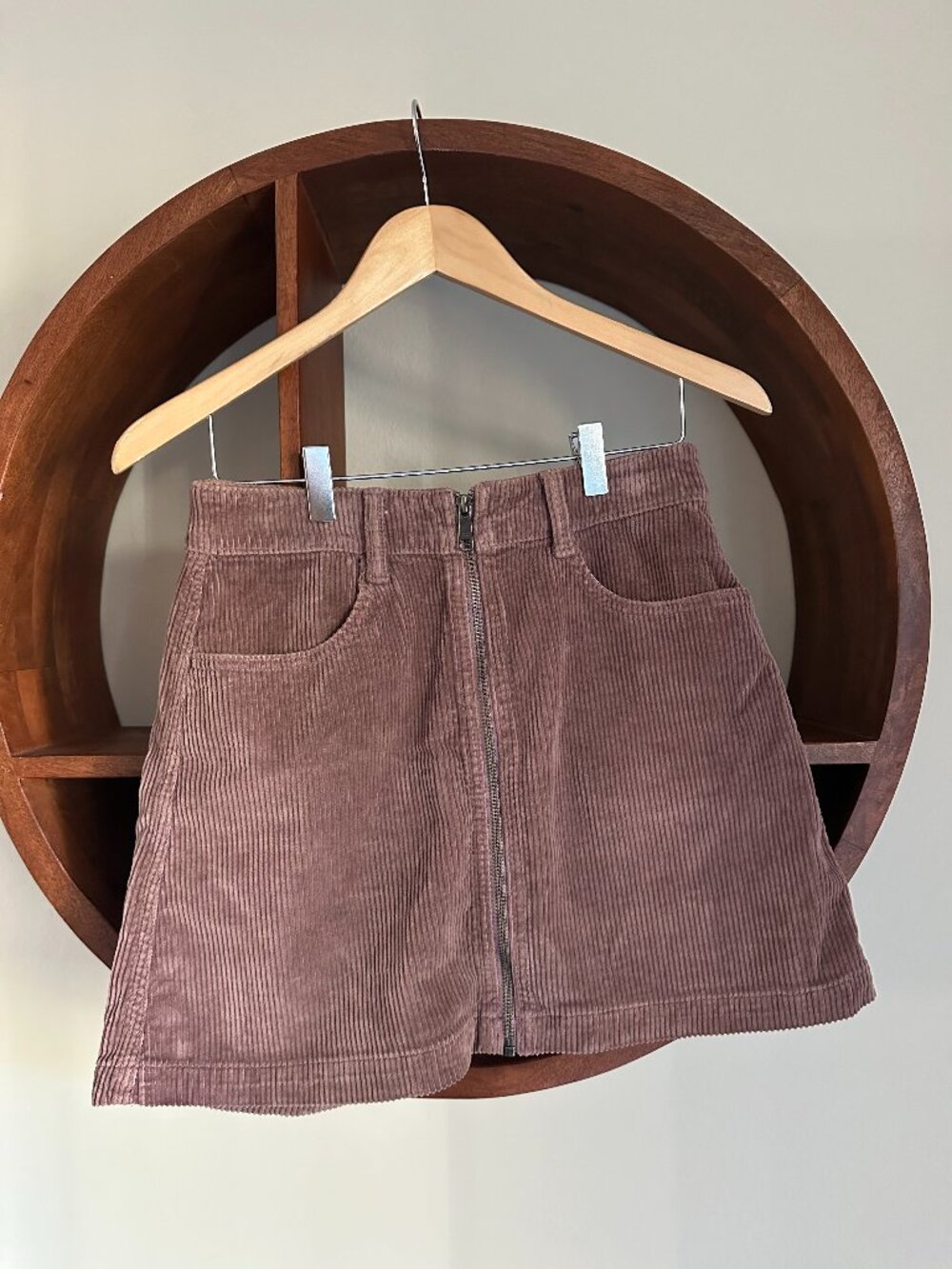 American Eagle Super Corduroy Mini Skirt Mauve Zip Front A-Line Size 2